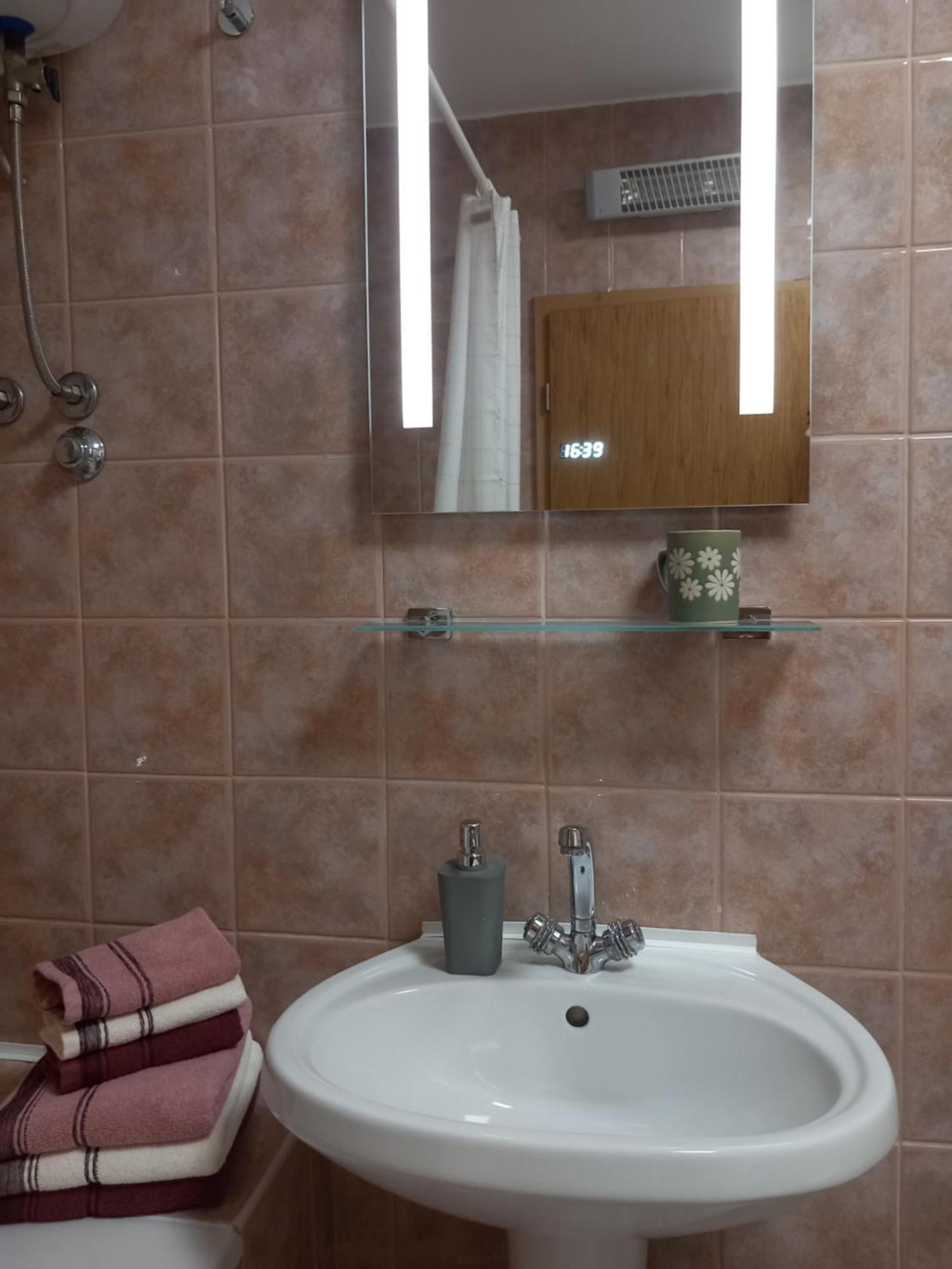 Harmony - Pleasant And Comfortable Place With A Balcony And A Secured Garage Split