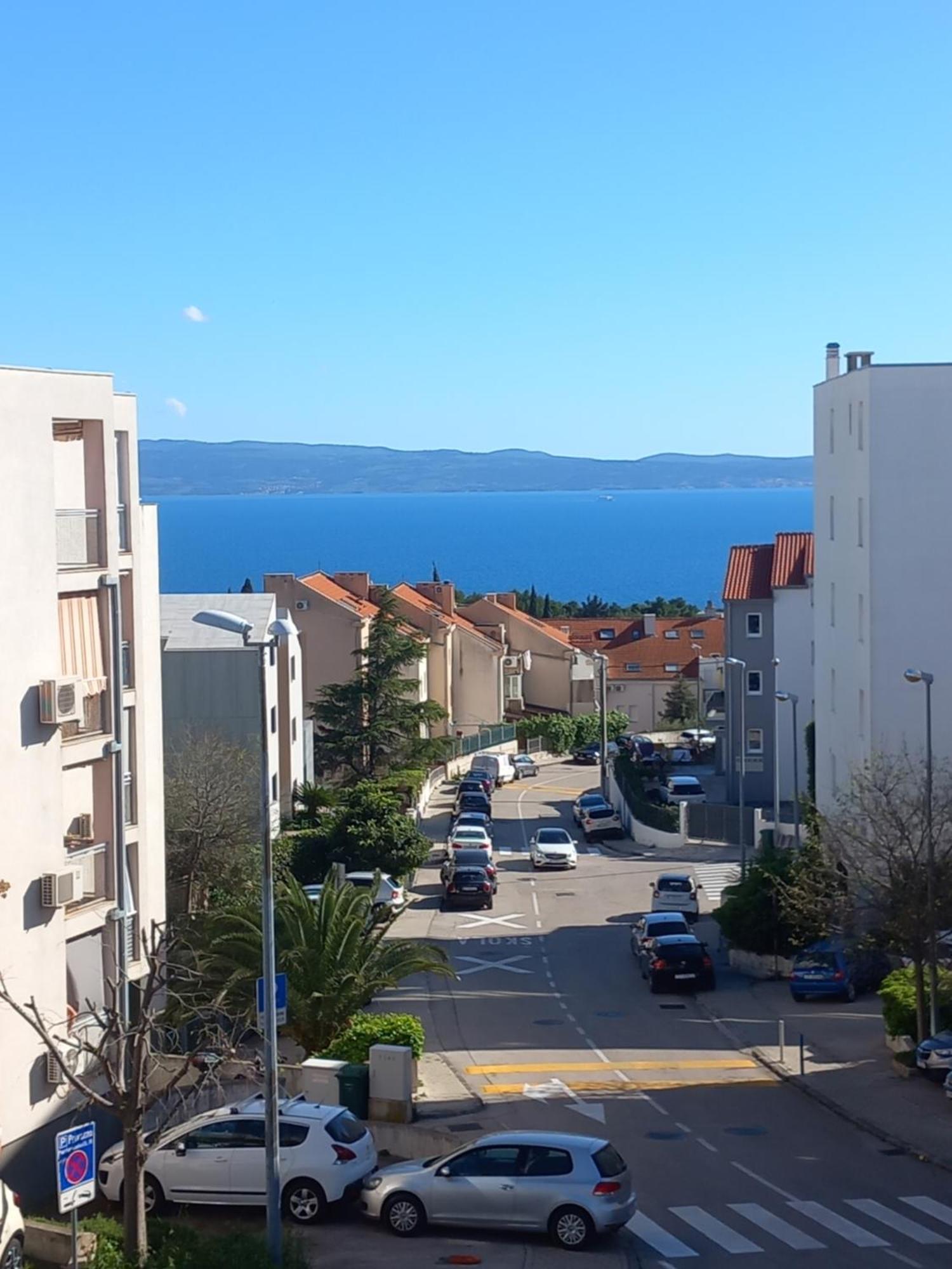 Apartment Harmony - Pleasant And Comfortable Place With A Balcony And A Secured Garage *