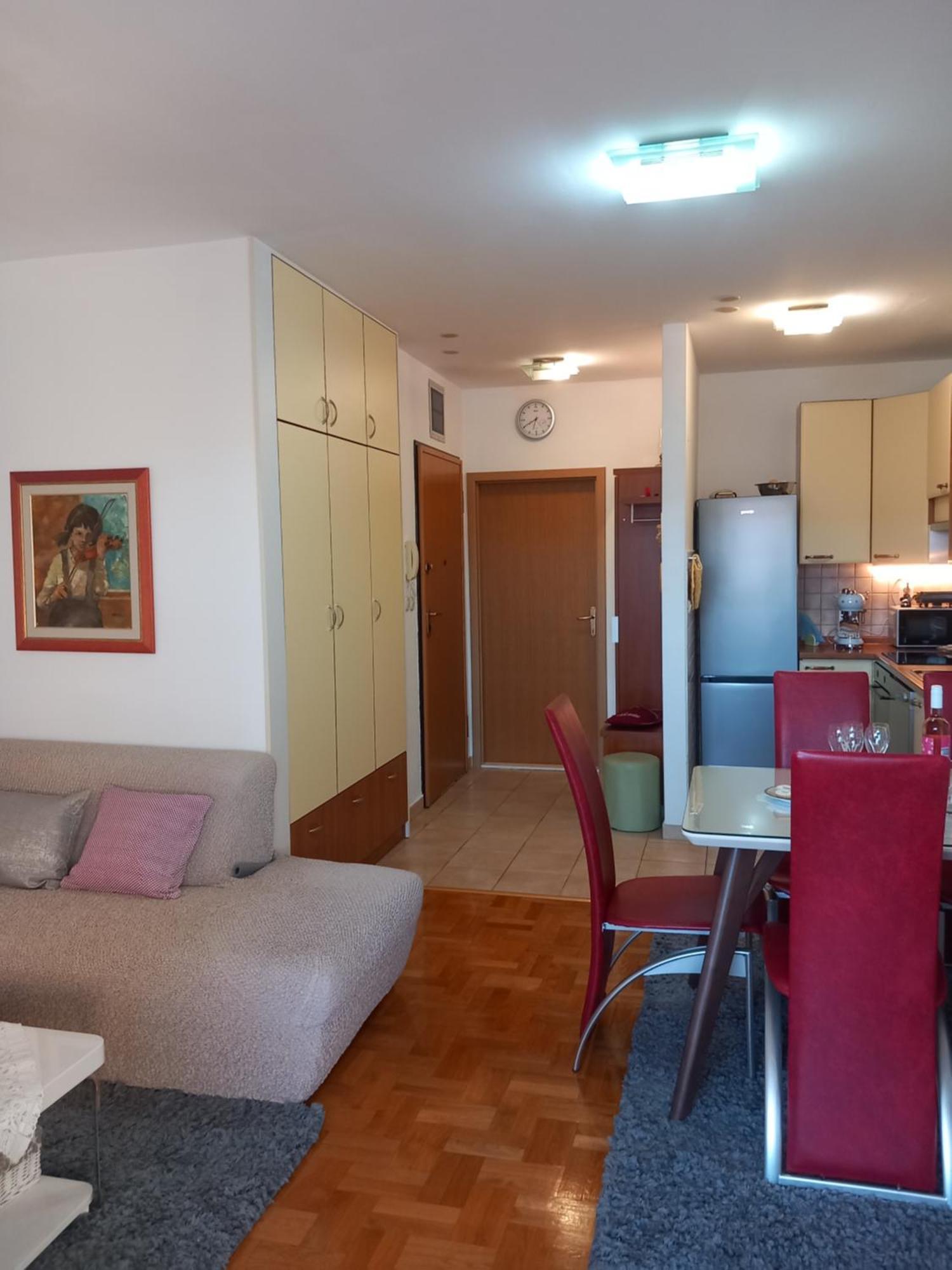 Harmony - Pleasant And Comfortable Place With A Balcony And A Secured Garage Apartment *