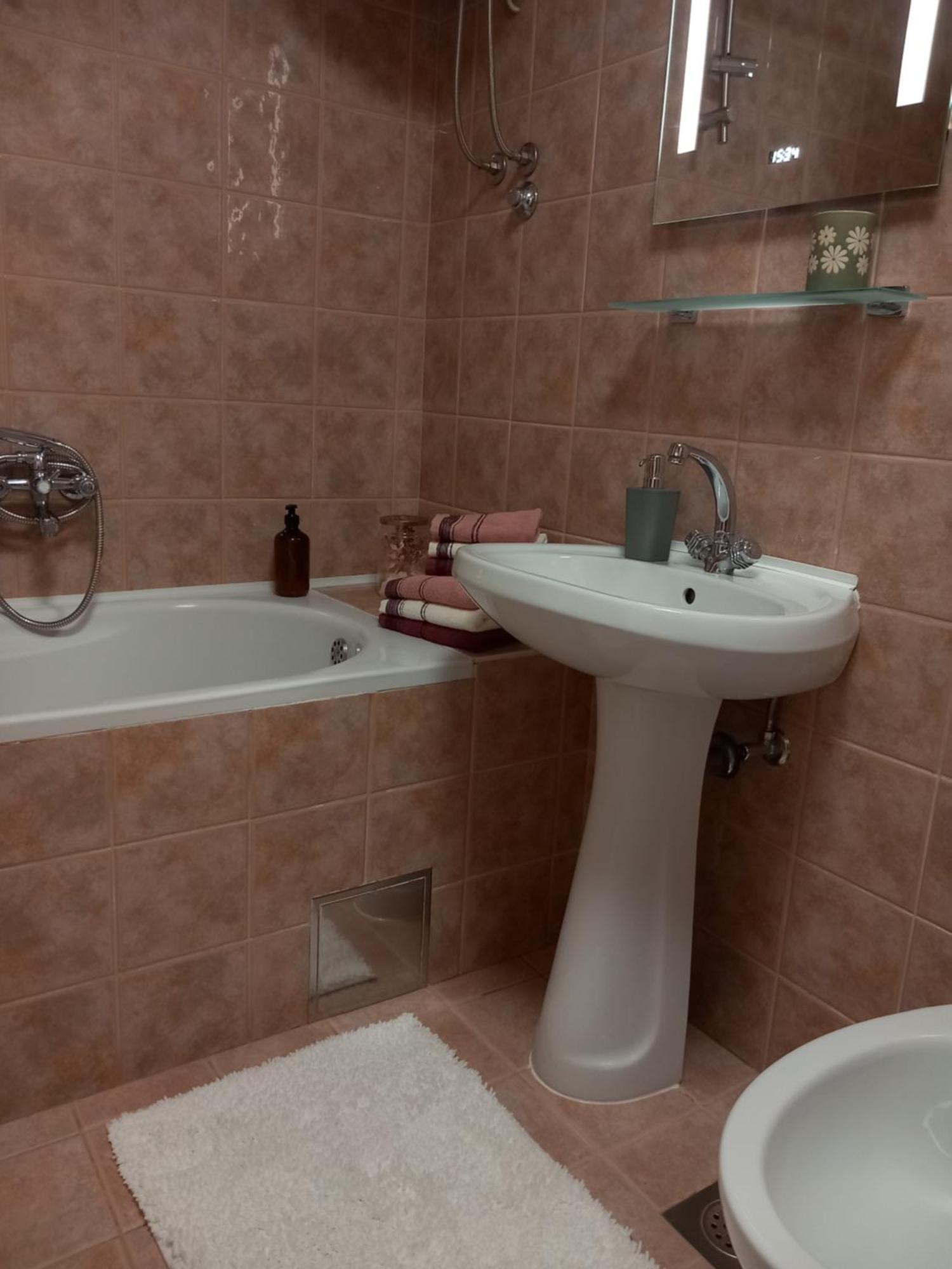 Harmony - Pleasant And Comfortable Place With A Balcony And A Secured Garage Apartment *